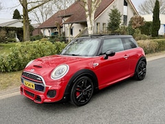 MINI John Cooper Works - 2.0 231PK Automaat•Pano