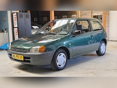 Toyota Starlet - 1.3-16V XLi Unieke Auto van 1e eigenaar