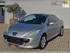 Peugeot 307 CC - 2.0-16V met nieuwe apk tot 5-2-26, climate control, stoel-verwarming, lm velgen , vol lede