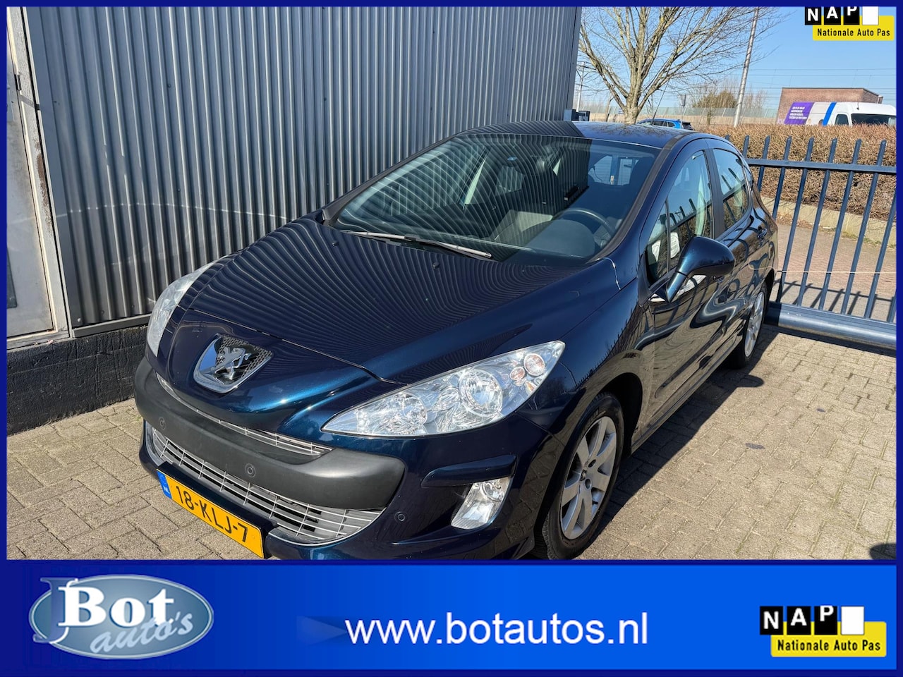 Peugeot 308 - 1.6 VTi XS AUTOMAAT / CLIMATE / CRUISE / NAVI / SENSOREN V+A / LMV - AutoWereld.nl