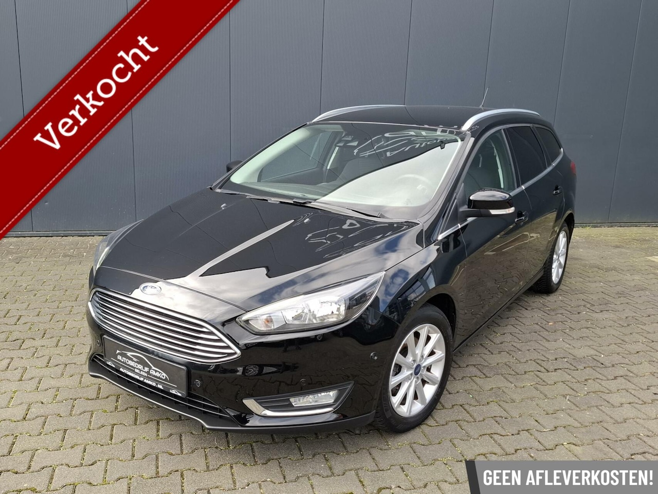 Ford Focus Wagon - 1.0 Titanium / CRUISE. / PARK SENSOREN / NAVI. / - AutoWereld.nl