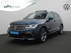 Volkswagen Tiguan - 1.4 TSI 245 pk DSG eHybrid R-Line Business+ | Panoramadak | Leder | Geheugenstoelen | IQ L