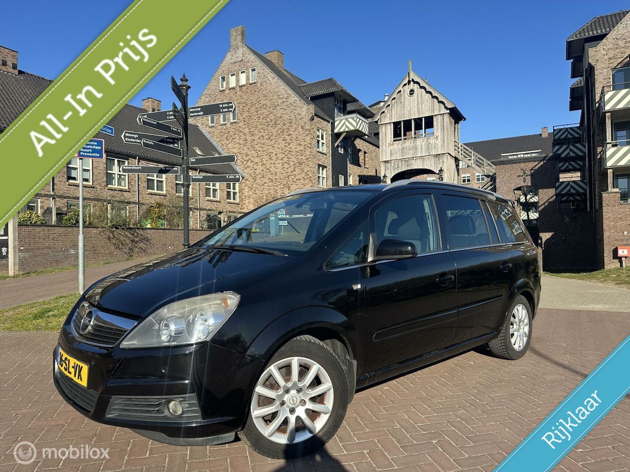 Opel Zafira - 2.2 Cosmo AUTOMAAT 7-pers. Trekhaak Cruise Navi - AutoWereld.nl