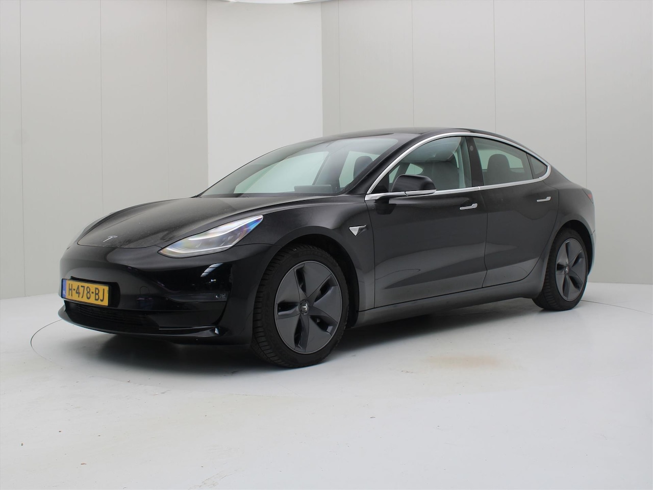 Tesla Model 3 - Long-Range AWD 351pk 75 kWh [ AUTOPILOT+620KM WLTP+PREMIUM AUDIO ] - AutoWereld.nl