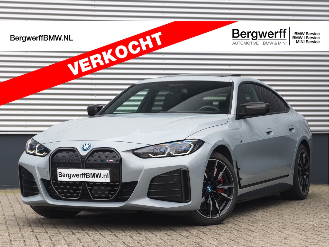 BMW i4 - M50 - Dak - Harman Kardon - M-Zetels - Carbon Exterieur + Interieur - AutoWereld.nl