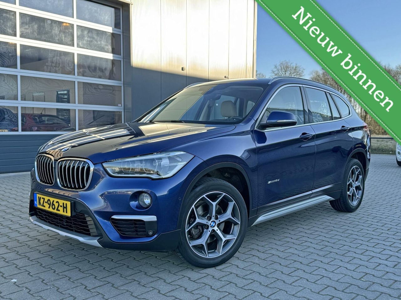 BMW X1 - sDrive18d Centennial High Executive X Line|Leder|Sportstoelen|HuD| - AutoWereld.nl