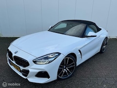 BMW Z4 Roadster - sDrive20i High Executive M-sport M-sport , 19" 255 V 275 A , Harman-Kardon , Sportuitlaats