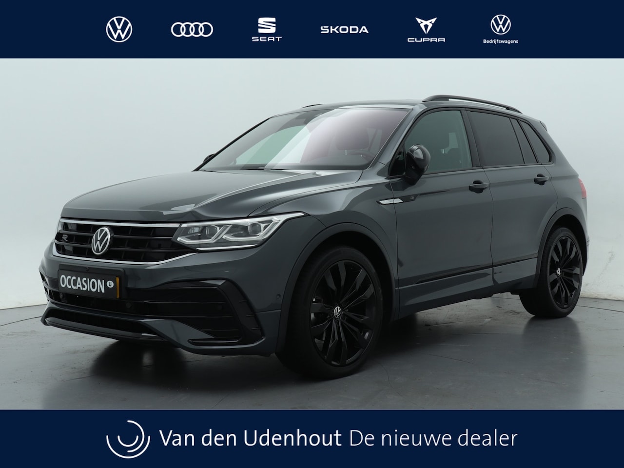 Volkswagen Tiguan - 1.5 TSI 150pk DSG R-Line Business+ Leder Black Style Panoramadak - AutoWereld.nl