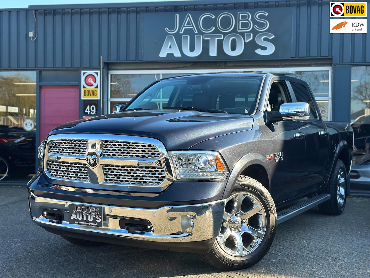 Dodge Ram 1500 - 5.7 V8 CrewCab Laramie - AutoWereld.nl