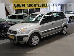 Ford Fusion - 1.4-16V Champion Airco, Trekhaak, Stuurbekrachtiging