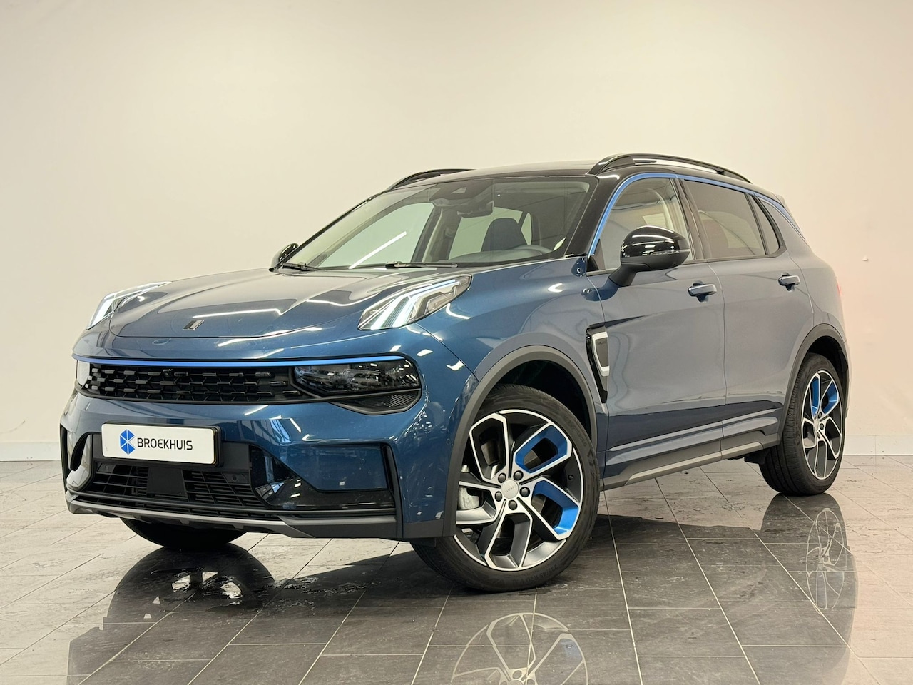 Lynk & Co 01 - 1.5 | Cruise control adaptief met Stop&Go en stuurhulp | DAB ontvanger | Dodehoek detectie - AutoWereld.nl