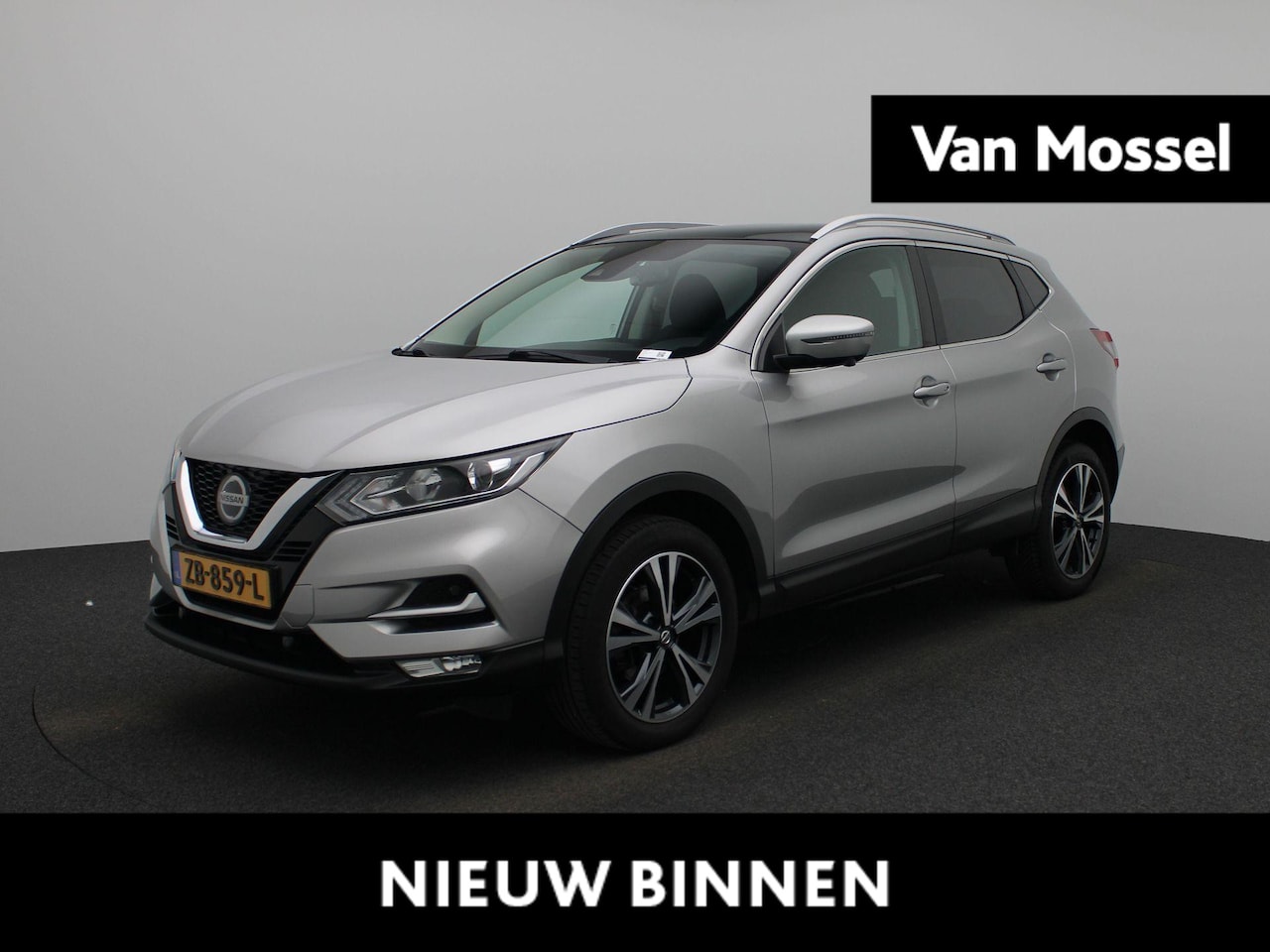 Nissan Qashqai - 1.2 N-Connecta | Panoramadak |  Climate Control | Navigatie | Camera | - AutoWereld.nl