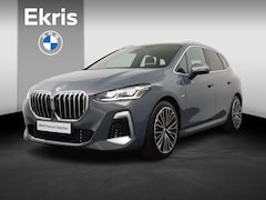 BMW 2-serie Active Tourer - 220i | M Sportpakket | Travel pack | Comfort Acces | Elektrisch verwarmde voorstoelen