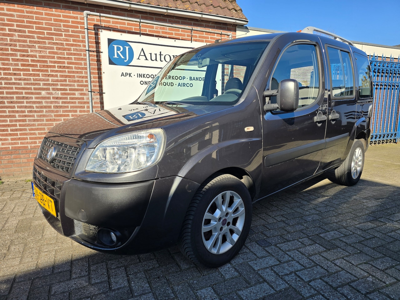 Fiat Doblò - 1.4 Family 7PERS/NAP/TREKHAAK - AutoWereld.nl