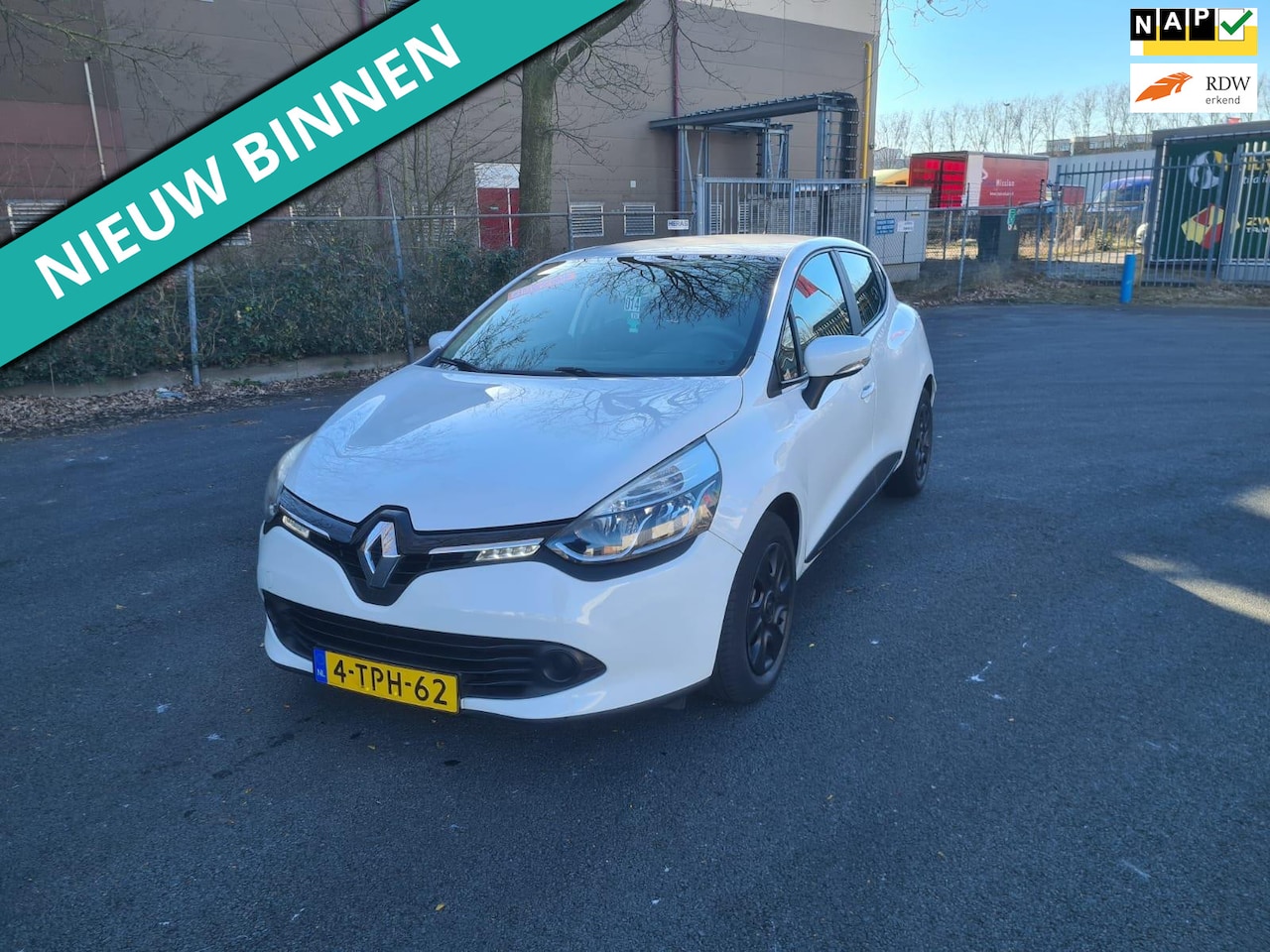 Renault Clio - 0.9 TCe Expression LEUKE AUTO RIJDT EN SCHAKELT GOED - AutoWereld.nl