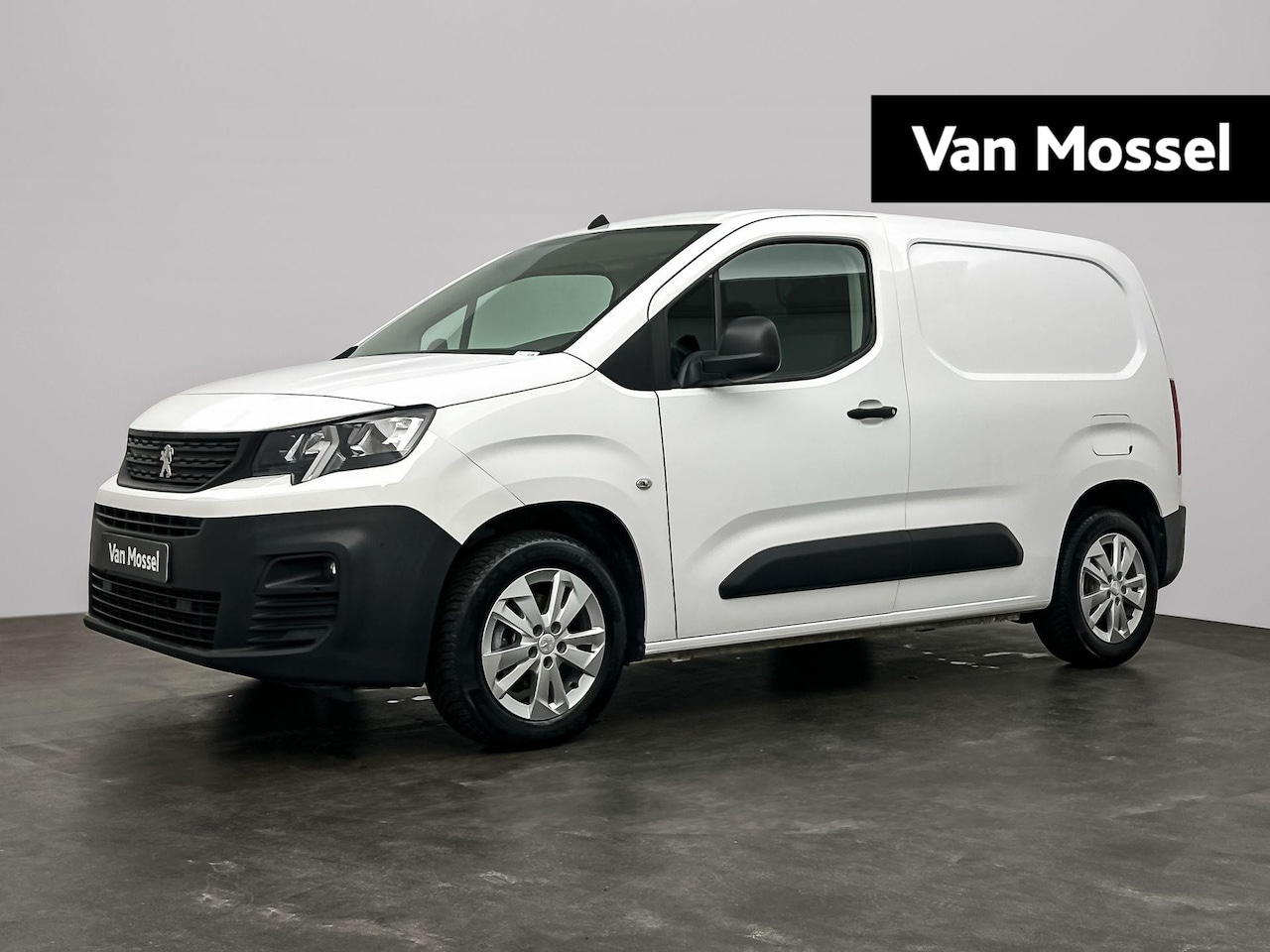 Peugeot Partner - 1.5 BlueHDI Premium | Airco | Navigatie | Trekhaak - AutoWereld.nl