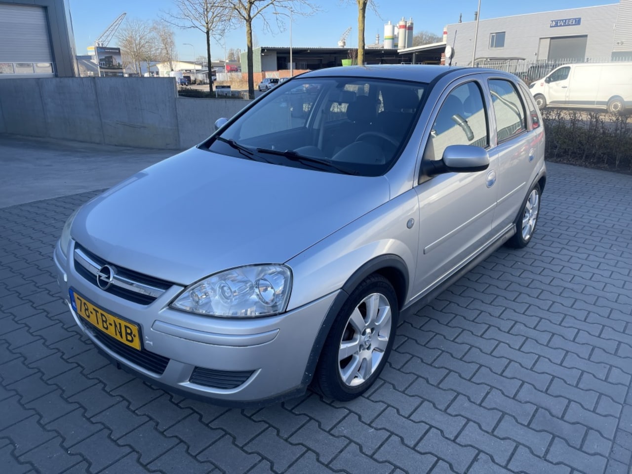 Opel Corsa - 1.2-16V Silverline 1.2-16V Silverline - AutoWereld.nl