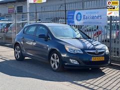 Opel Astra - 1.7 CDTi Edition | Airco | Navi | Cruise