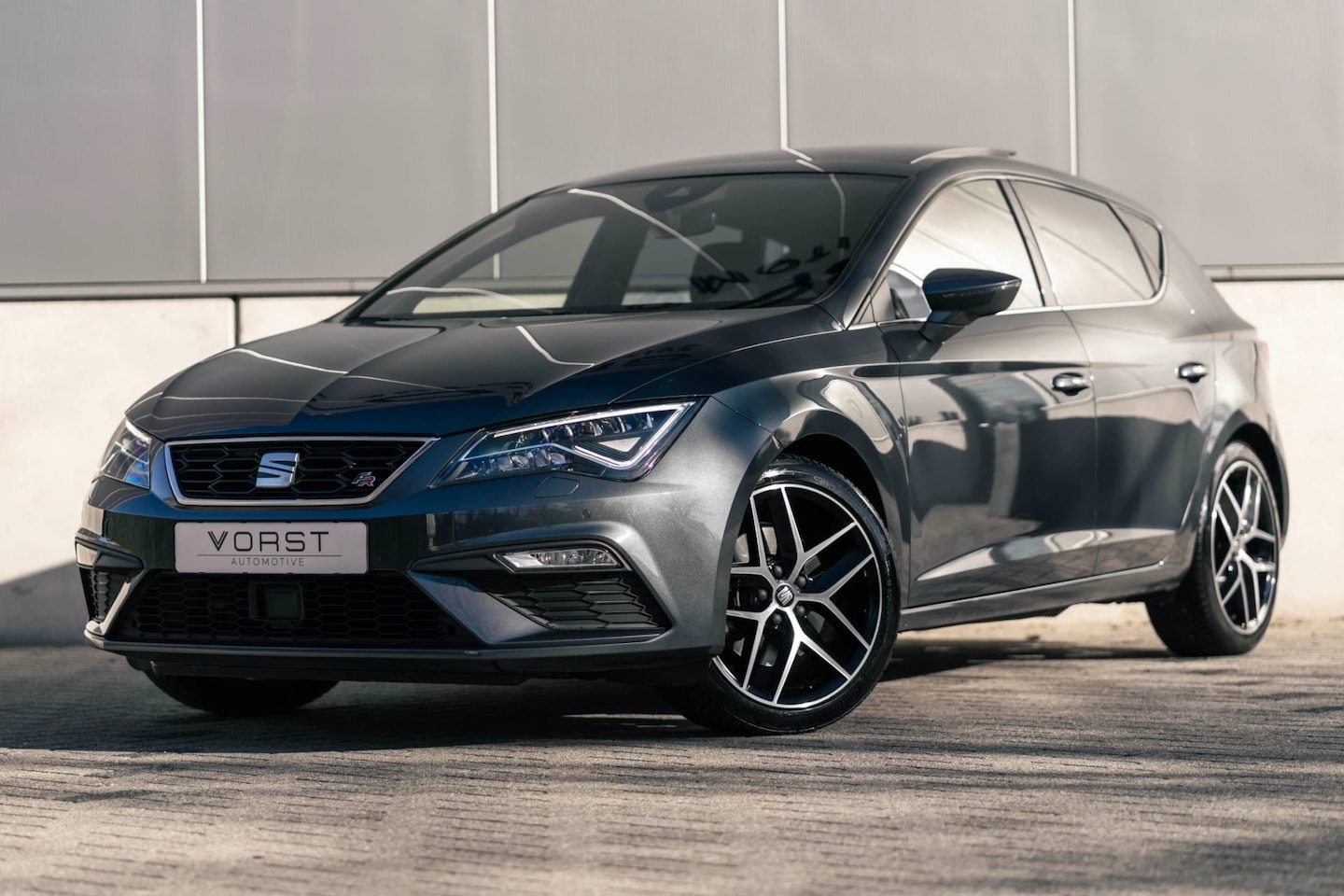 Seat Leon - 1.5 TSI FR Ultimate Edition Dsg Beats Pano Vol - AutoWereld.nl