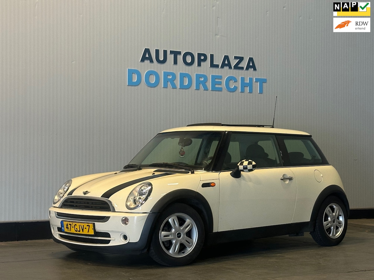 MINI One - Mini 1.6 Panoramadak - AutoWereld.nl