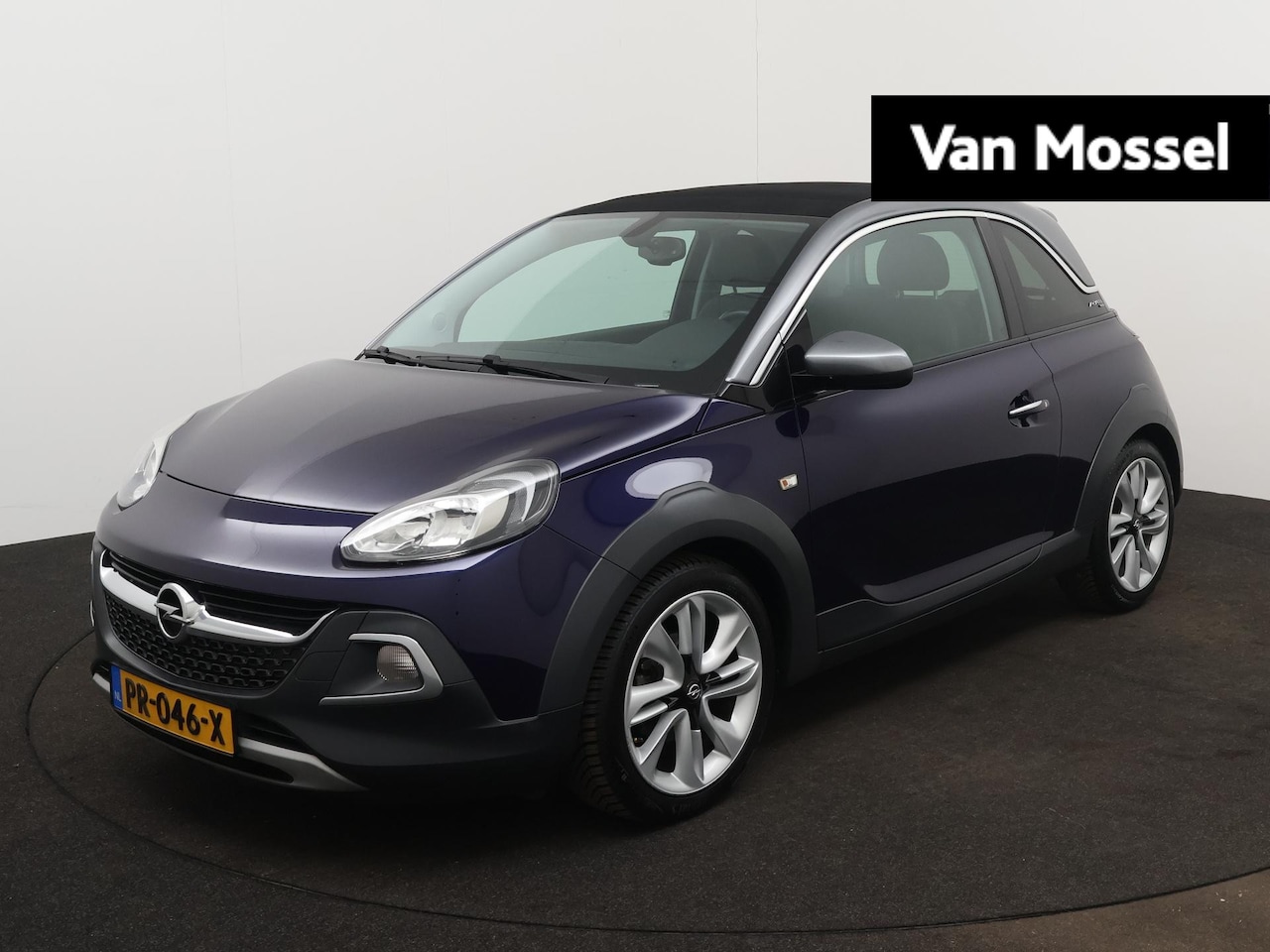 Opel ADAM - 1.0 Turbo Rocks | Parkeersensoren | Climate control | Apple Carplay | 17" Lichtmetalen vel - AutoWereld.nl