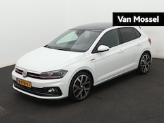 Volkswagen Polo - 2.0 TSI GTI | ACHTERUITRIJCAMERA | PANORAMADAK | APPLE CARPLAY | ANDROID AUTO | NAVIGATIE