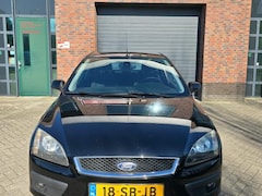 Ford Focus - 1.6-16V Futura NETTE AUTO