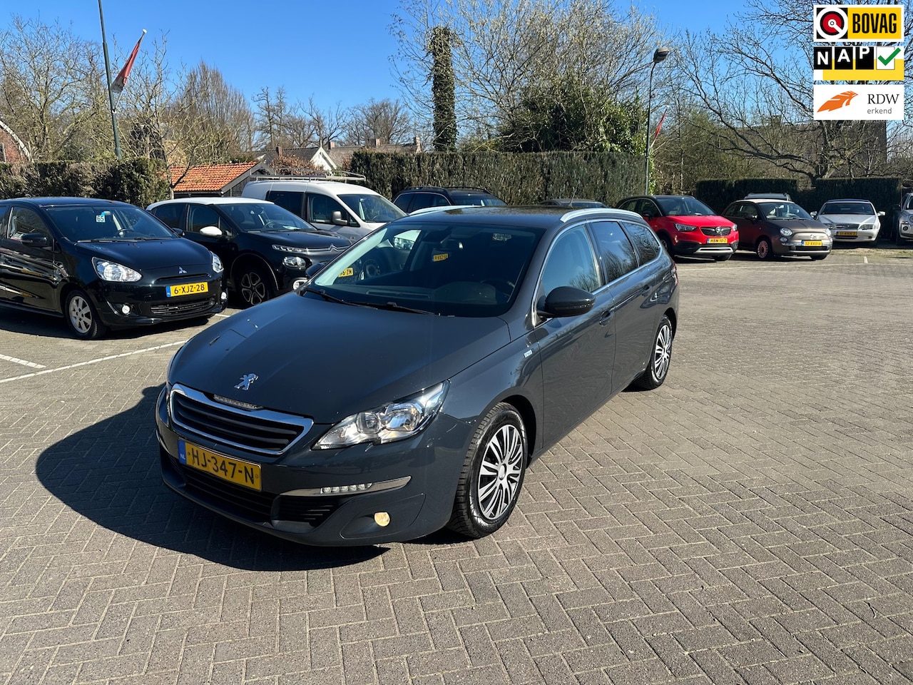 Peugeot 308 SW - 1.2 PureTech Style 1.2 PureTech Style , navigatie , pdc - AutoWereld.nl