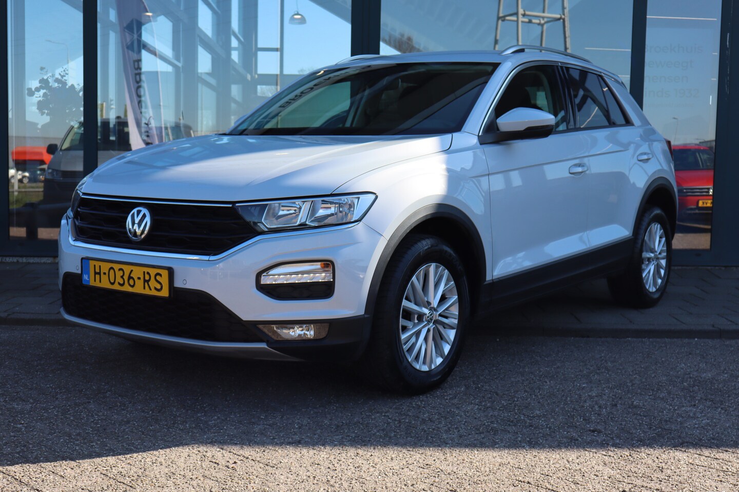 Volkswagen T-Roc - 1.0 TSI Style 1.0 TSI 110PK Style | - AutoWereld.nl