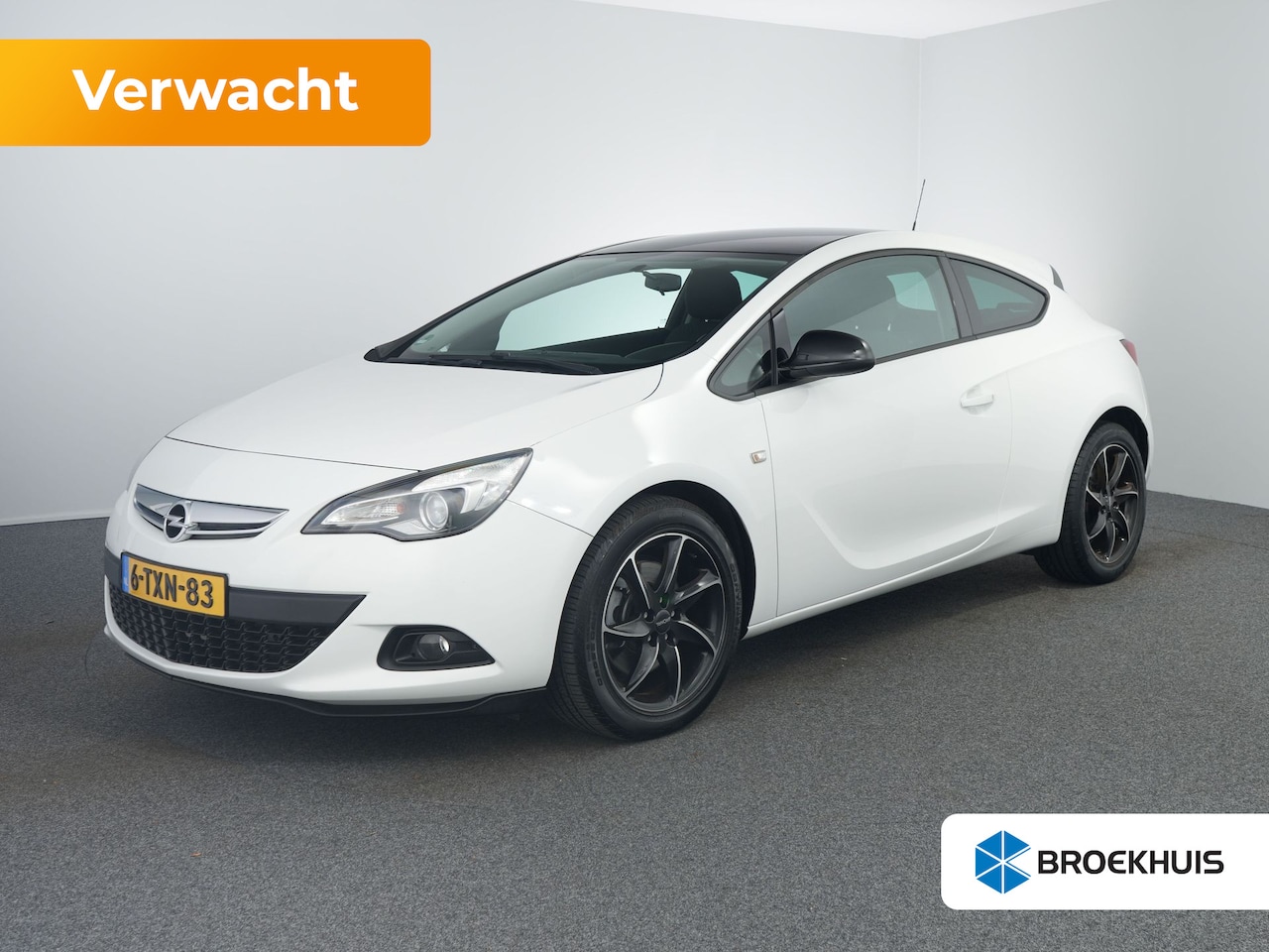 Opel Astra GTC - GTC 1.4 Turbo Design Edition MANUAL | Parkeersensor achter - AutoWereld.nl