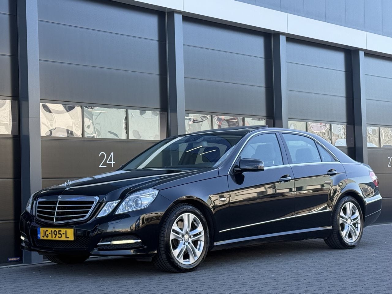 Mercedes-Benz E-klasse - 350 CDI Leer | Dak | Navi - AutoWereld.nl