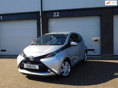 Toyota Aygo - 1.0 VVT-i x-play