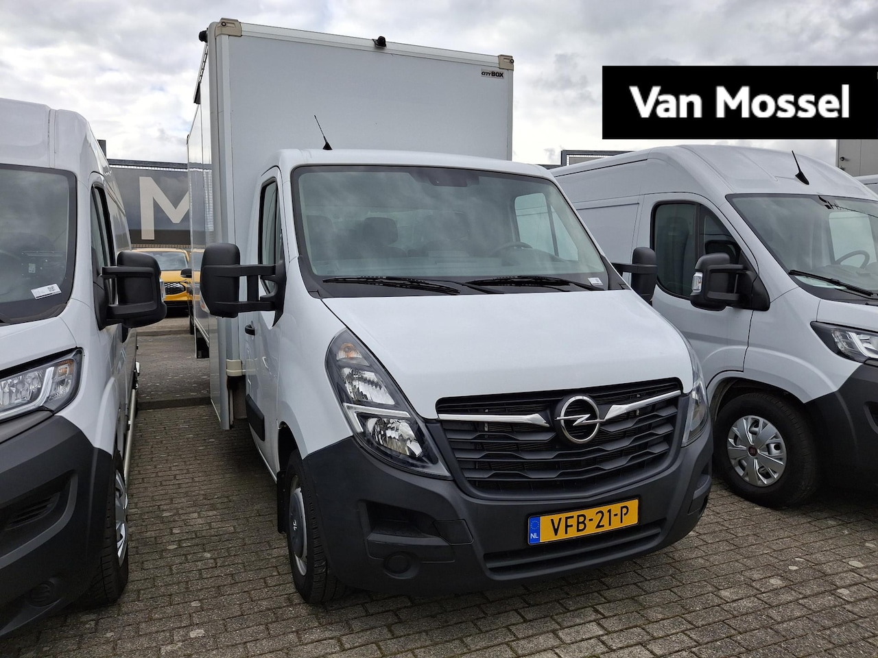 Opel Movano - 2.3 Turbo L3H2 BAKWAGEN met LAADKLEP | Parkeer camera | Cruise control | Schuifdeur rechts - AutoWereld.nl