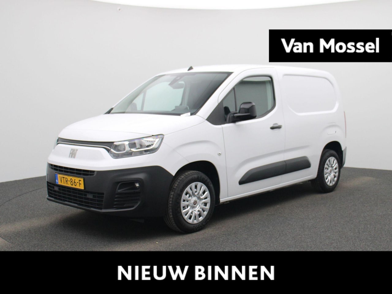 Fiat Doblò - 1.5D 100pk L1 650kg |  Navigatie | Airco |  Parkeer camera | Parkeer sensoren - AutoWereld.nl