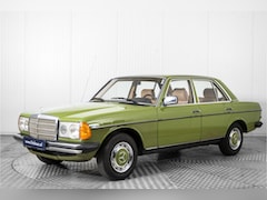 Mercedes-Benz 200-280 (W123) - 200 D