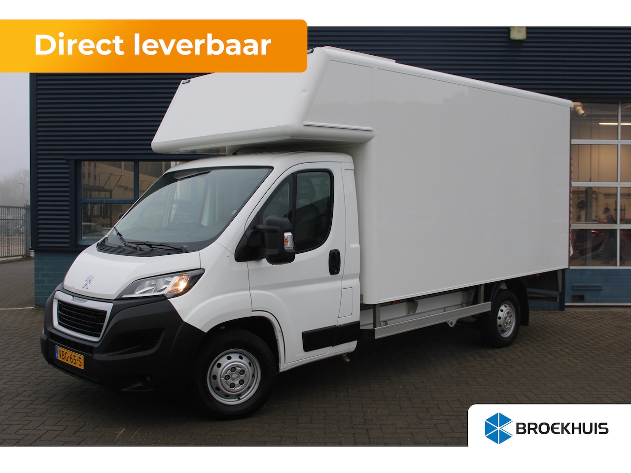 Peugeot Boxer - 335 2.0 BlueHDI 165 PK GESLOTEN LAADBAK + DHOLLANDIA LAADKLEP! | 2 zitplaatsen rechtsvoor - AutoWereld.nl