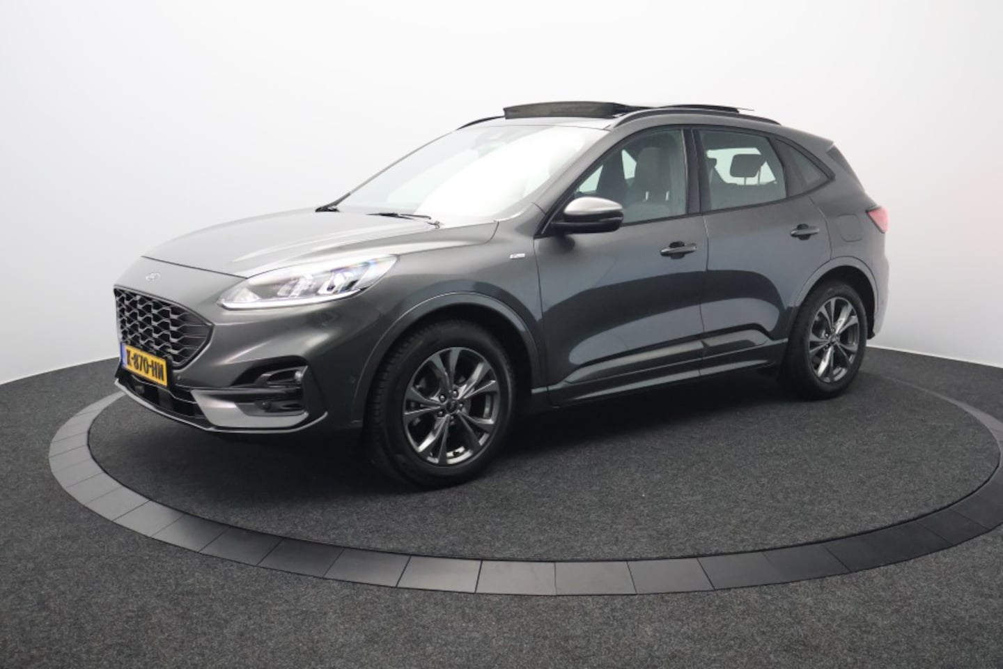 Ford Kuga - 1.5 EcoBoost ST-Line 150pk | Panoramadak | Camera | Carplay&Android - AutoWereld.nl