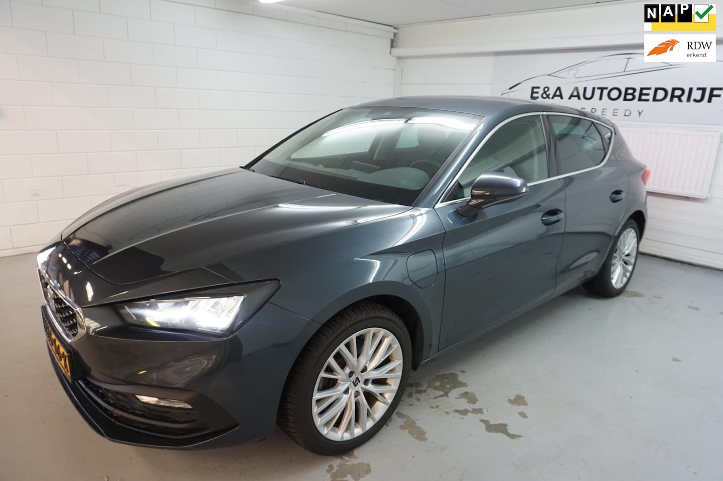 Seat Leon Sportstourer - PHEV / BTW AUTO / NAVI 1.4 TSI eHybrid PHEV - AutoWereld.nl