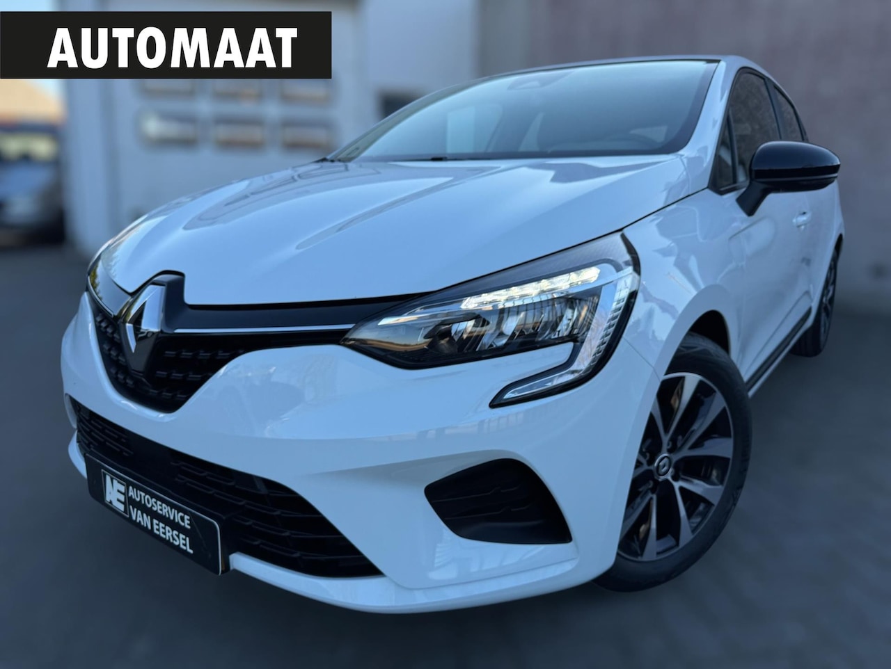 Renault Clio - 1.0 TCe Equilibre AUTOMAAT / NAVIGATIE / STOELVERWARMING / BLUETOOTH / LED / LMV / CRUISE - AutoWereld.nl