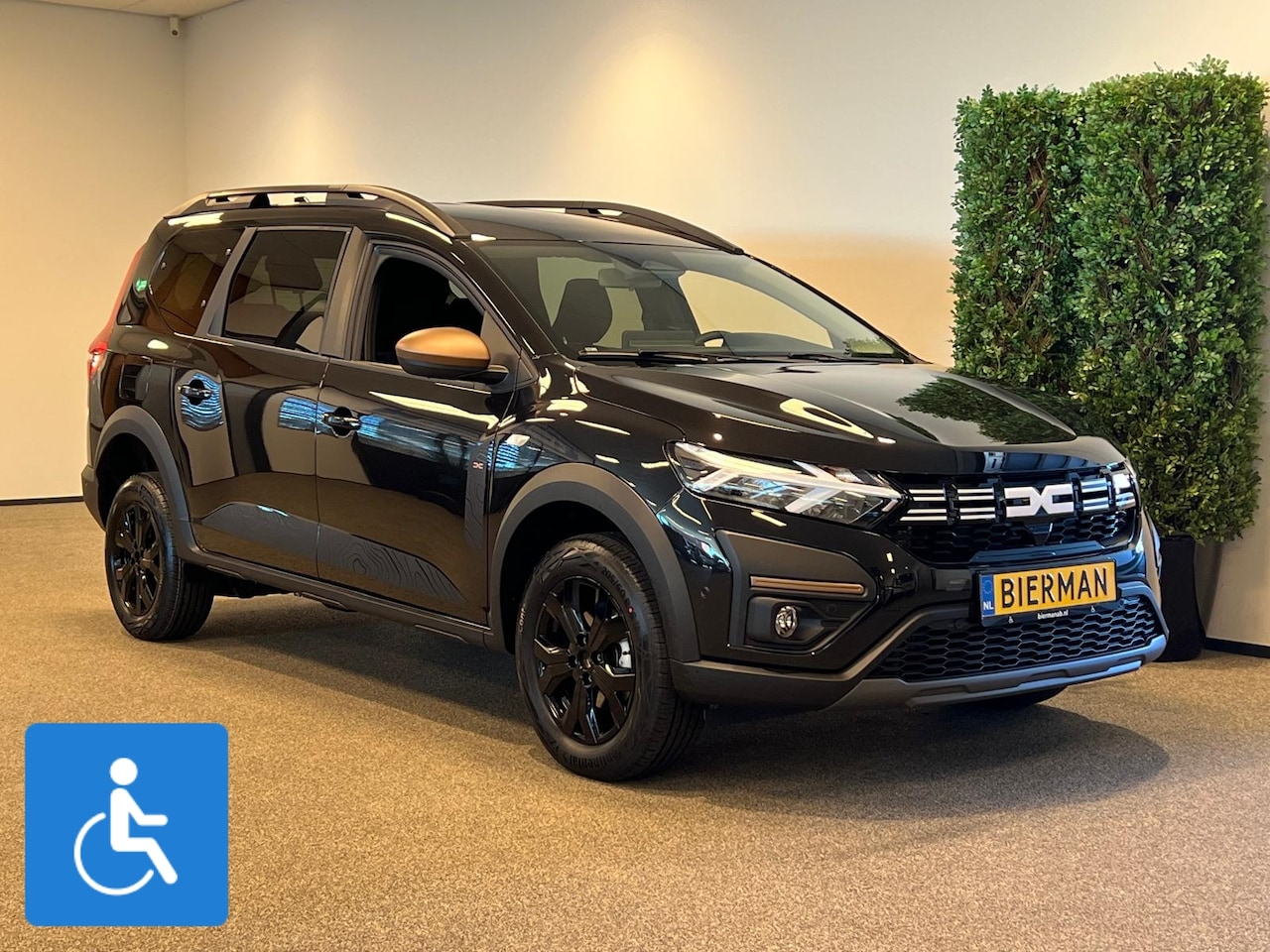 Dacia Jogger - Rolstoelauto 5+1 - AutoWereld.nl