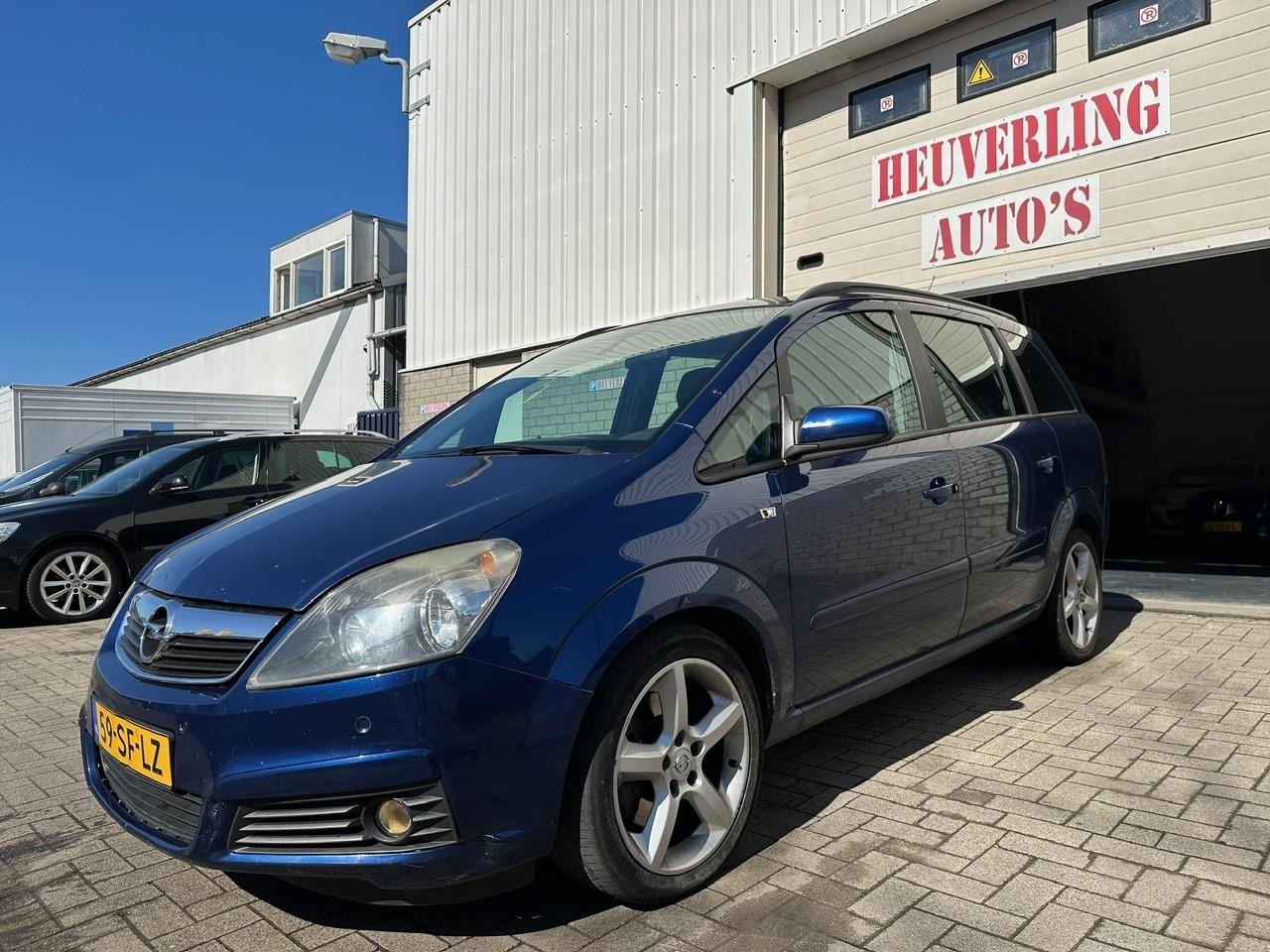 Opel Zafira - 2.2 Enjoy|Airco|Navi|Trekhaak|PDC|LMV - AutoWereld.nl