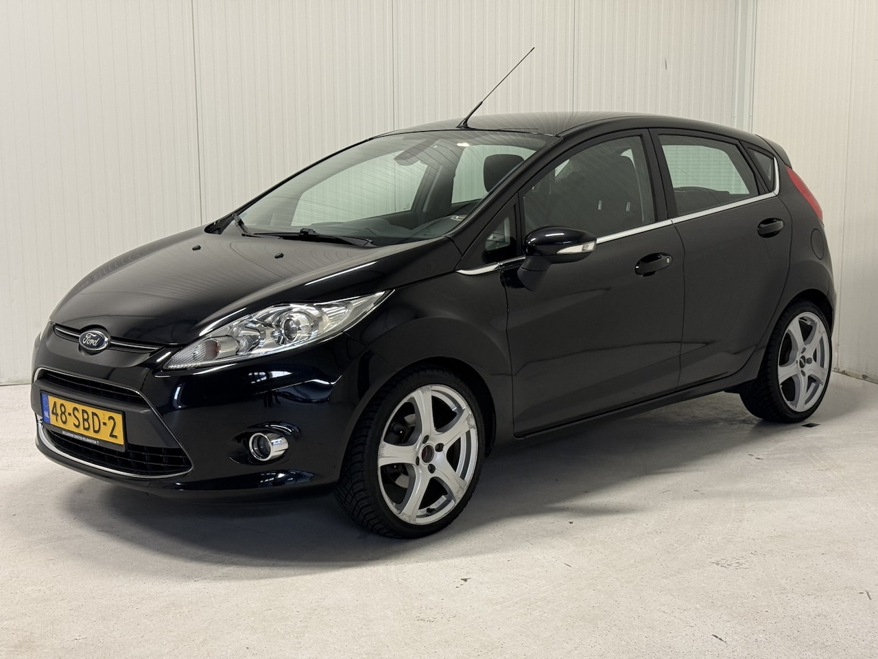 Ford Fiesta - 1.6 TDCi Titanium // CLIMATE CONTROL // L.M. VELGEN - AutoWereld.nl