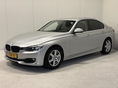 BMW 3-serie - 320d EfficientDynamics Edition High Executive // LEDER // NAVI // XENON