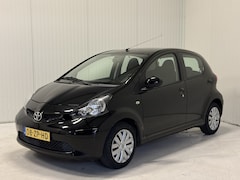 Toyota Aygo - 1.0-12V + // AIRCO // 5-DEURS / BLUETOOTH