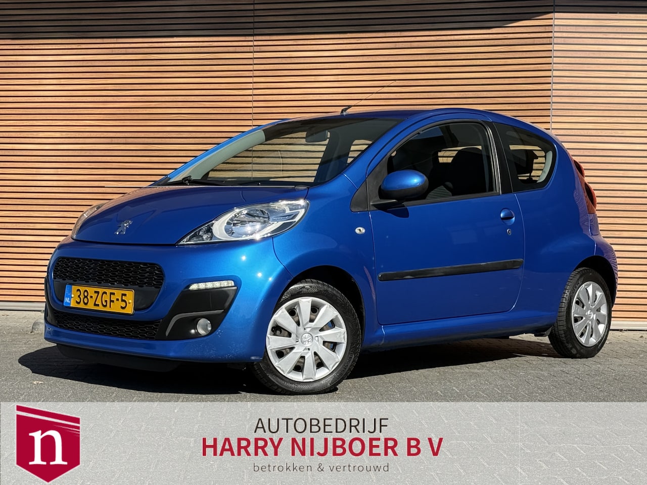 Peugeot 107 - 1.0 Active Airco / Radio / Automaat! - AutoWereld.nl