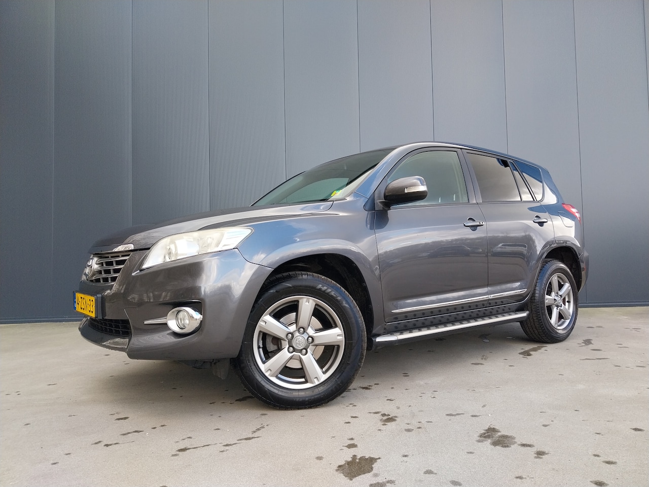 Toyota RAV4 - 2.0 VVTi 158 PK 4x4 Executive CAMERA LEER NAVI CRUISE ECC TREKHAAK 4WD - AutoWereld.nl