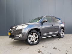 Toyota RAV4 - 2.0 VVTi 158 PK 4x4 Executive CAMERA LEER NAVI CRUISE ECC TREKHAAK 4WD