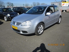 Volkswagen Golf - Golf 1.6 FSI Optive 3DRS-AUTOMAAT