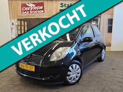 Toyota Yaris - 1.3 VVTi Sol/AIRCO/N.A.P/BOEKJES AANWEZIG/