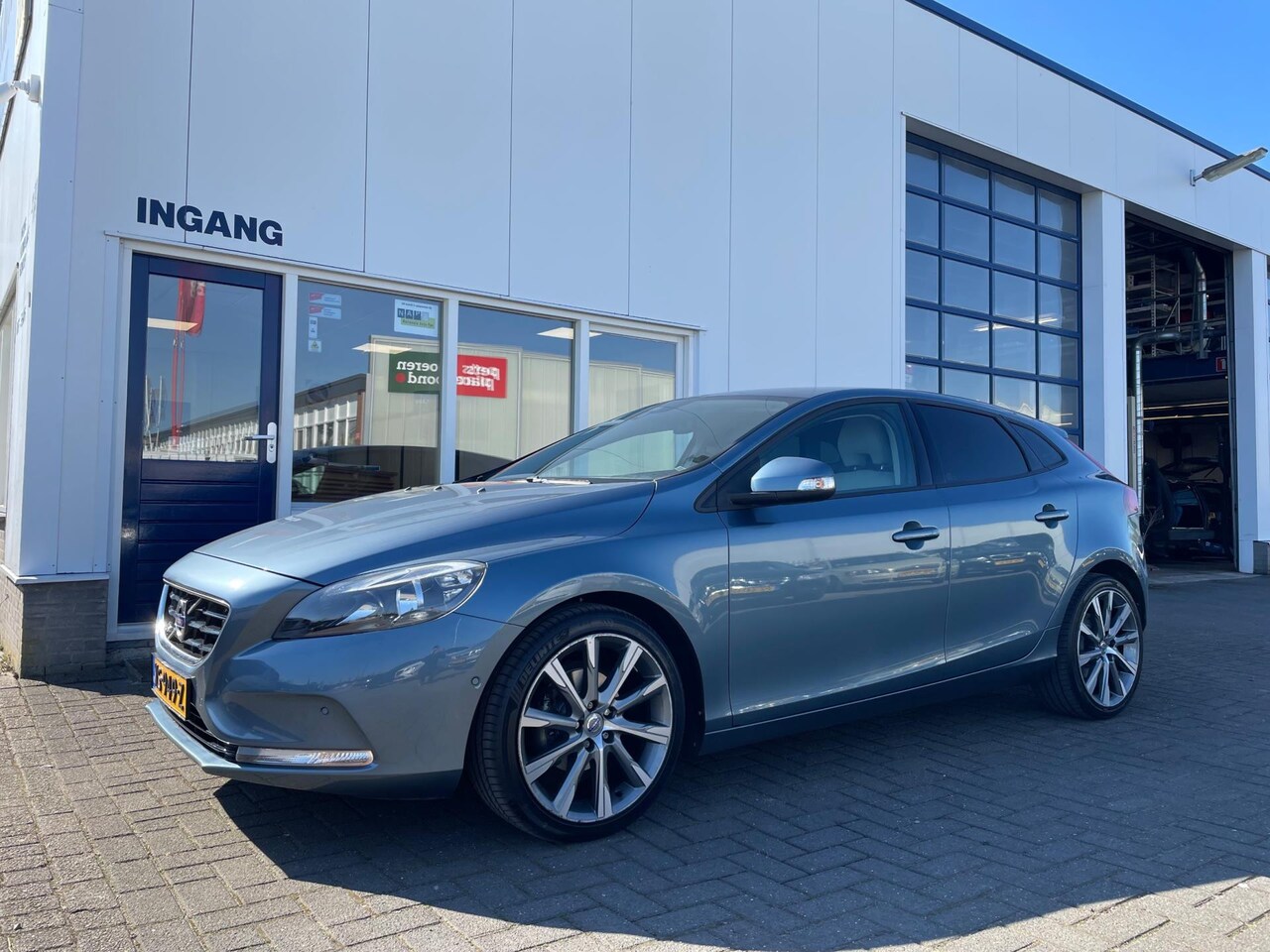 Volvo V40 - 1.6 D2 Summum 1.6 D2 Summum - AutoWereld.nl